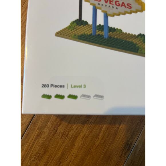Brixies Las Vegas sign 280 piece- NIB - Picture 3 of 3